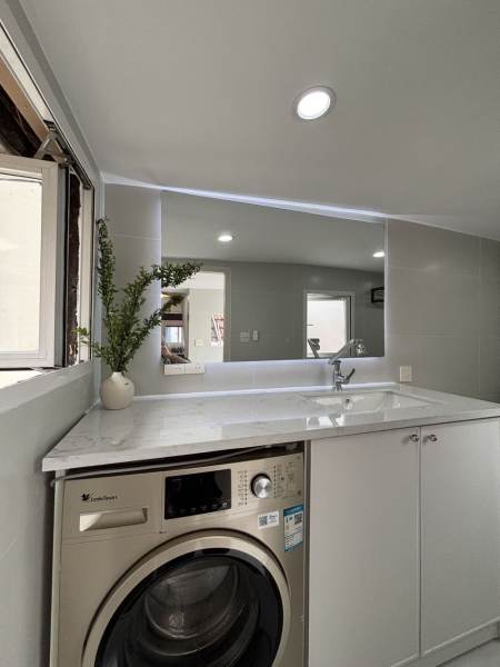 Housing image — Bathroom