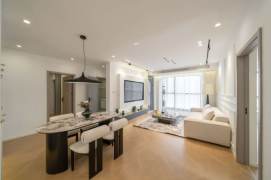 High-Floor 4BR Apartment in Xujiahui