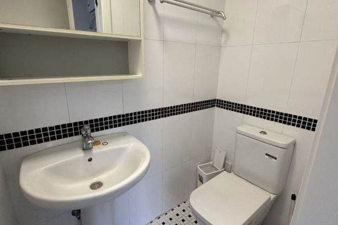 3BR Apartment in Old Xuhui with Green View