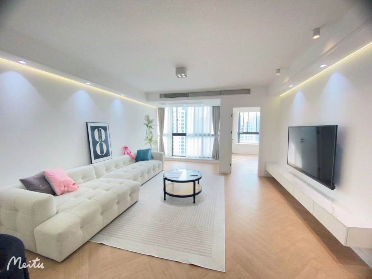 Housing image — Living Room