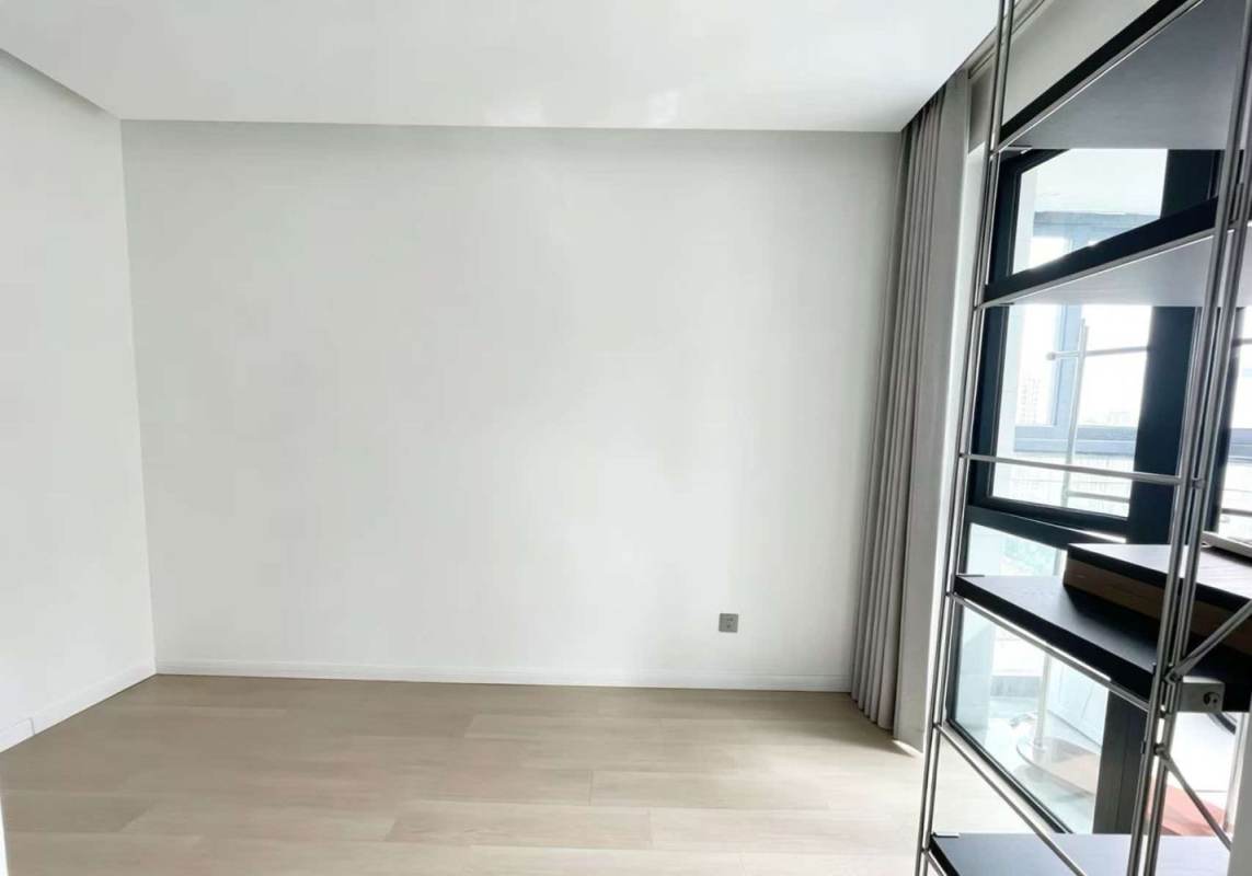 Housing image — Bedroom