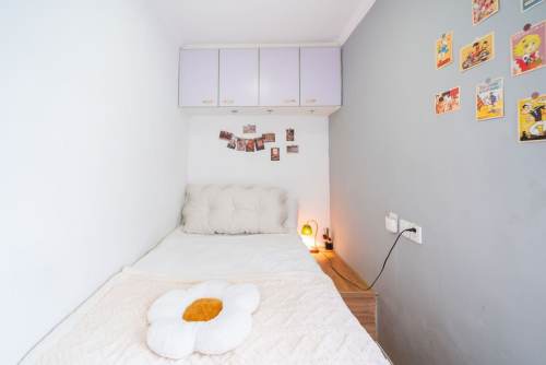 Housing image — Bedroom