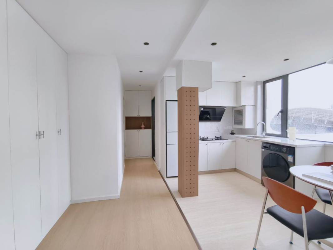 Housing image — Dining Area