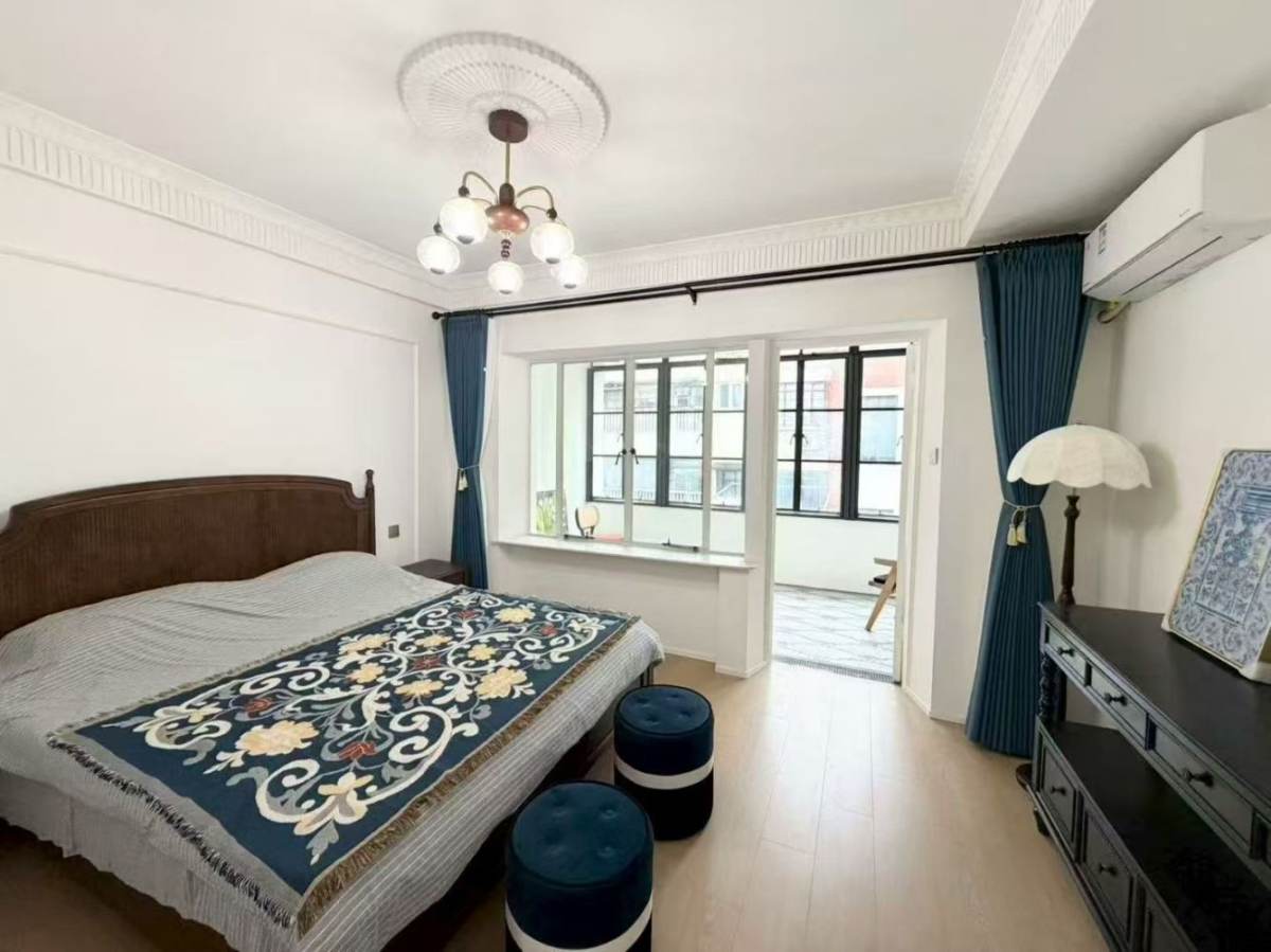 Housing image — Bedroom