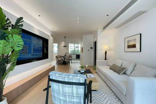 2BR Apartment near Shanghai Children's Medical Center Metro (L6)