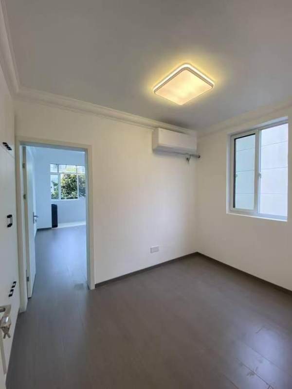 Housing image — Living Room