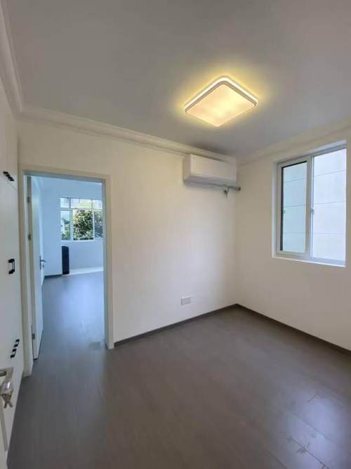 Housing image — Living Room