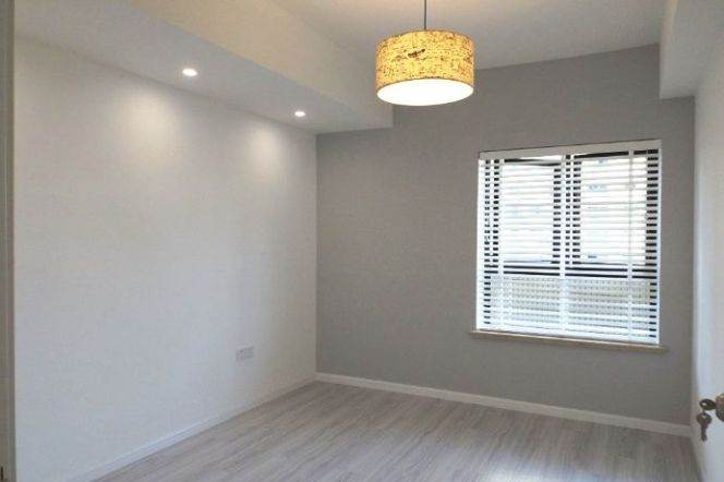 Spacious 2BR Apartment at Ambassy Court (L1/L7/L10)