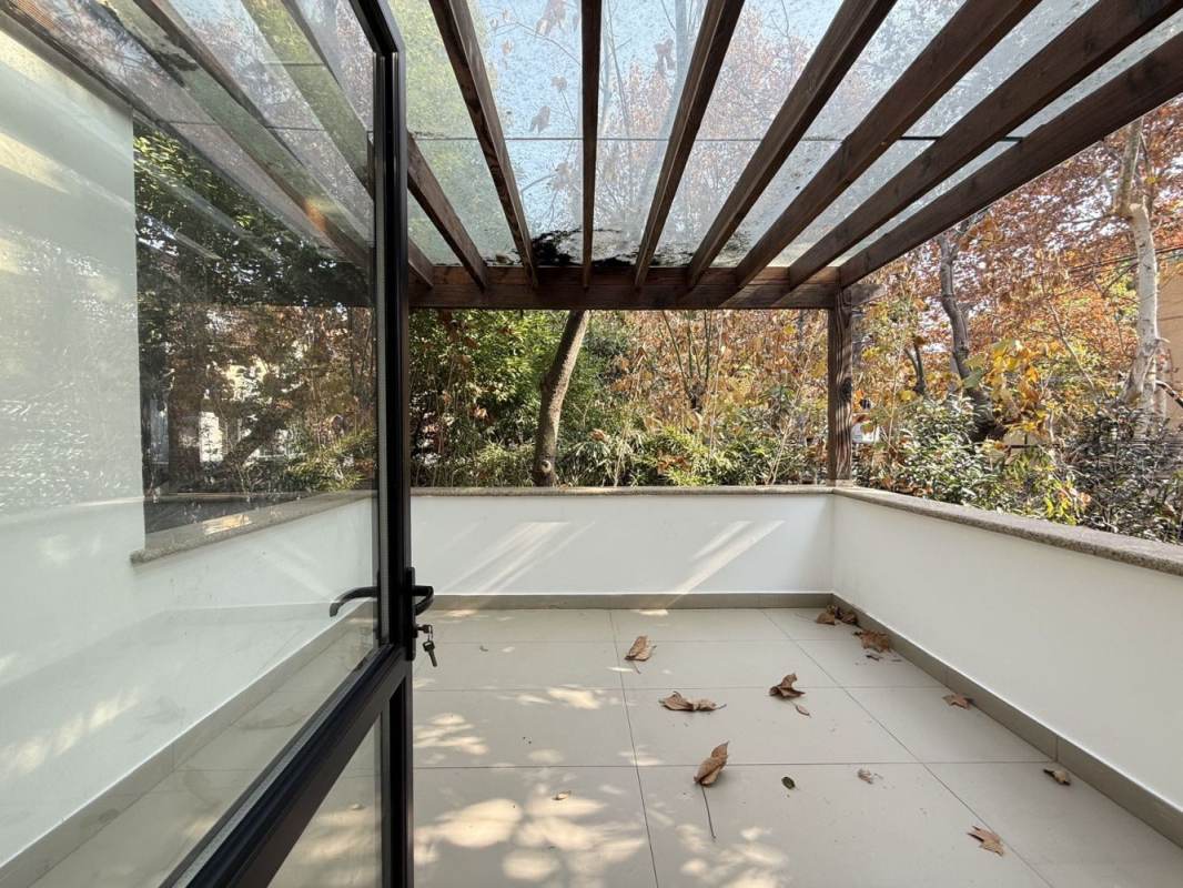 Housing image — Terrace