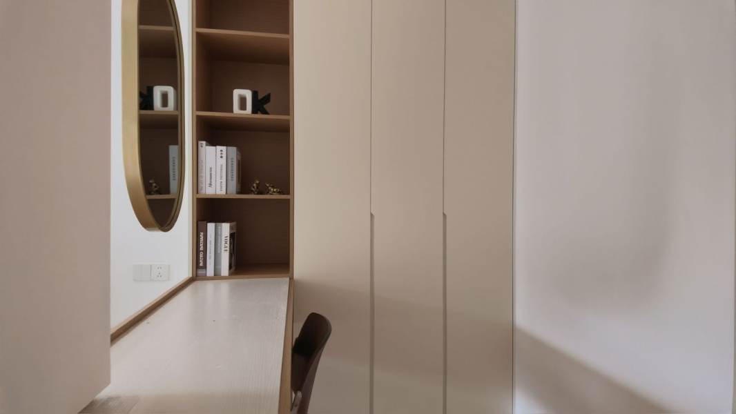 Housing image — Bedroom