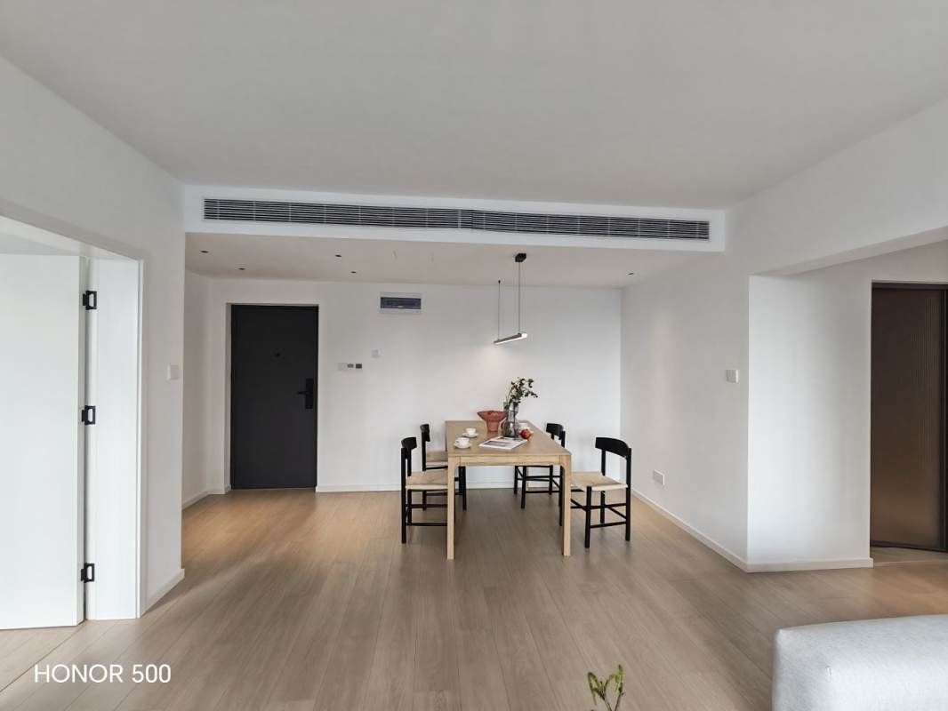Housing image — Living Room