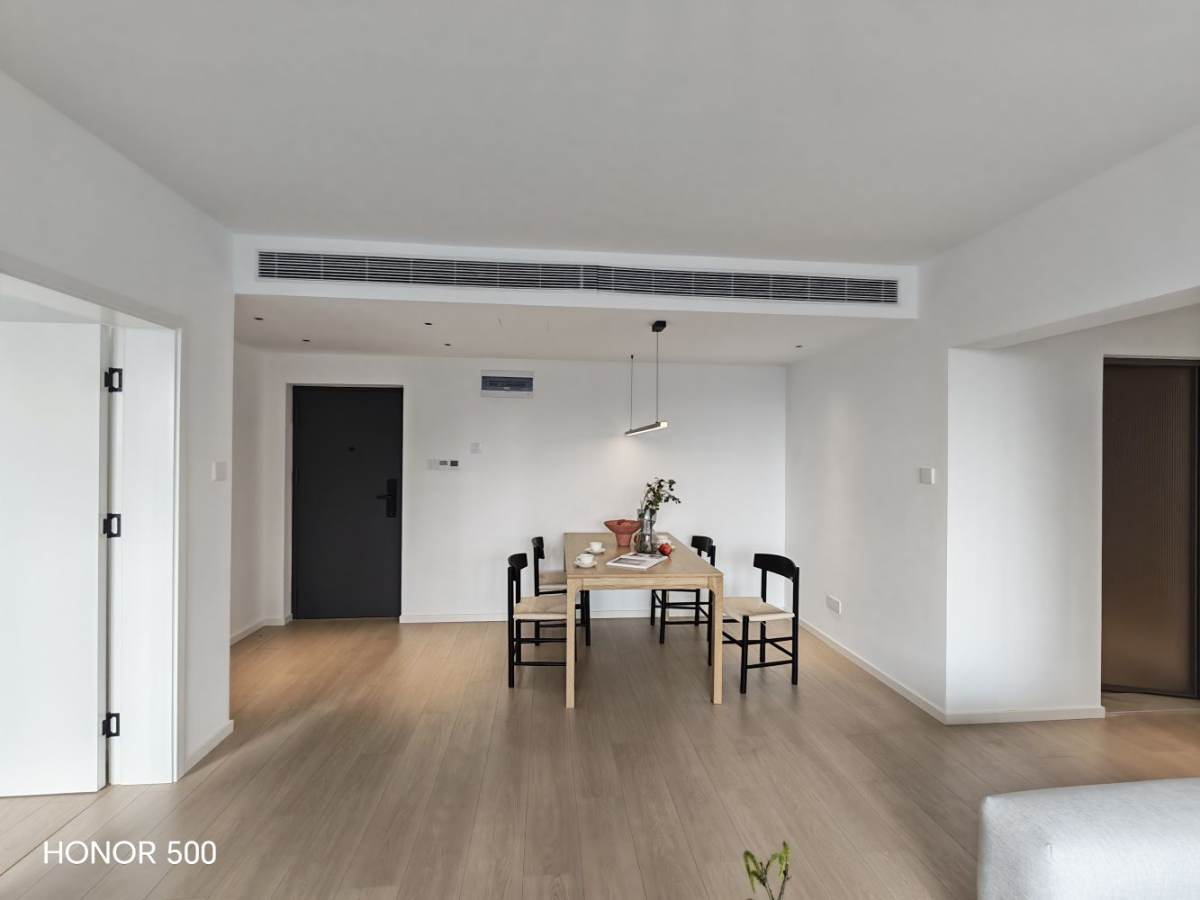 Housing image — Living Room