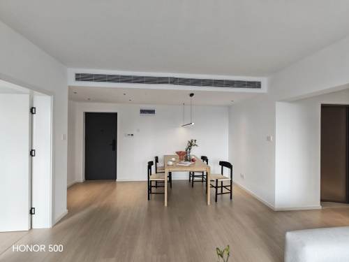Housing image — Living Room