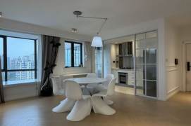 High-Floor Spacious 2BR Apartment near Changshou Rd Metro with Floor-to-Ceiling Windows