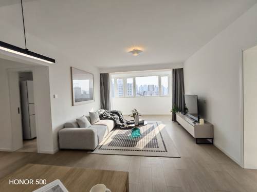 Housing image — Living Room