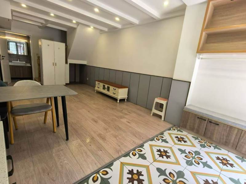 Housing image — Living Room