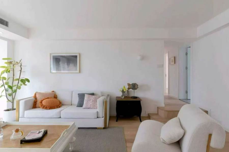 Housing image — Living Room
