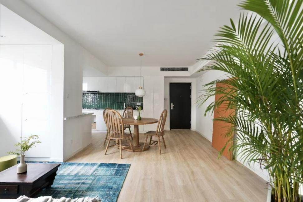 Housing image — Living Room