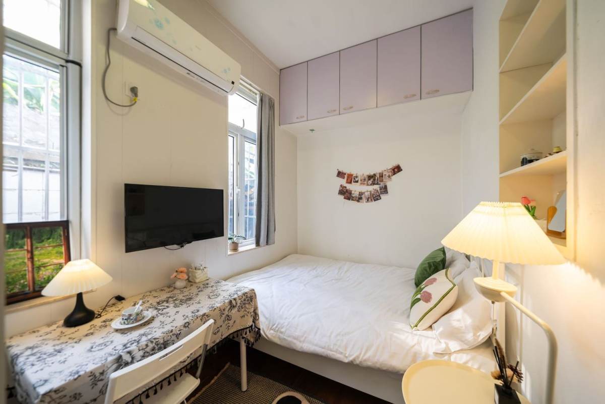 Housing image — Bedroom