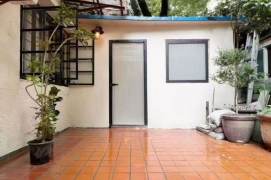 1BR Lane House in Xujiahui with Private Garden (L1/L3/L4/L11)