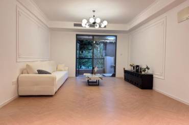 3BR Apartment near Century Park with Green View