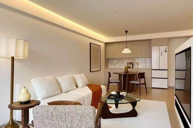 High-Floor 2BR Apartment at Brilliant City (L3/L4)