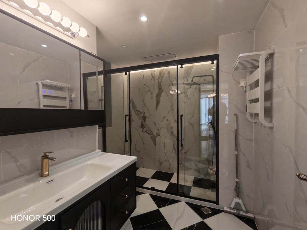 Housing image — Bathroom