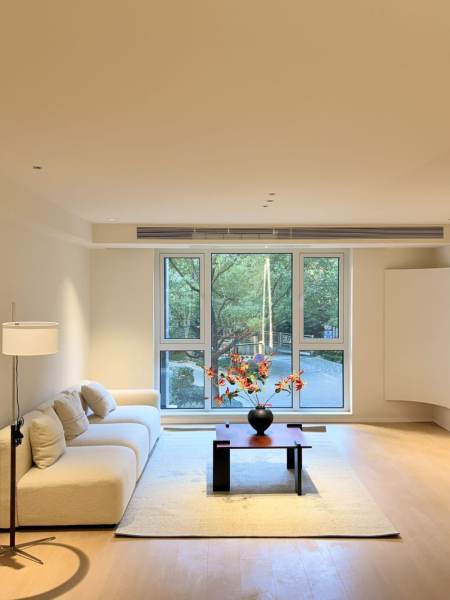 Housing image — Living Room