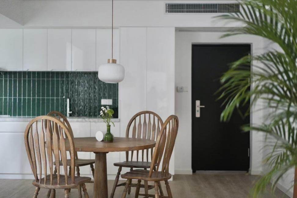 Housing image — Dining Area
