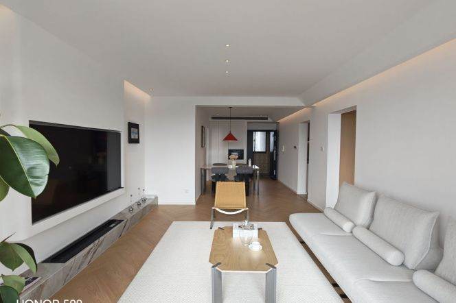 High-Floor Spacious 2BR Apartment near Zhenping Rd Metro with Outstanding View (L3/L4/L7)