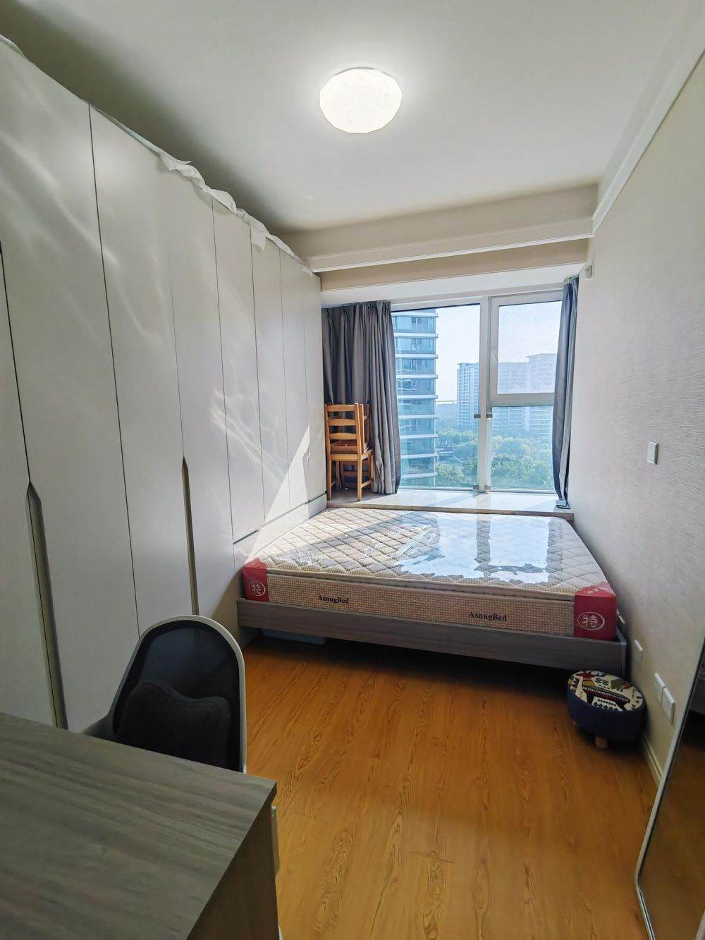 Housing image — Bedroom