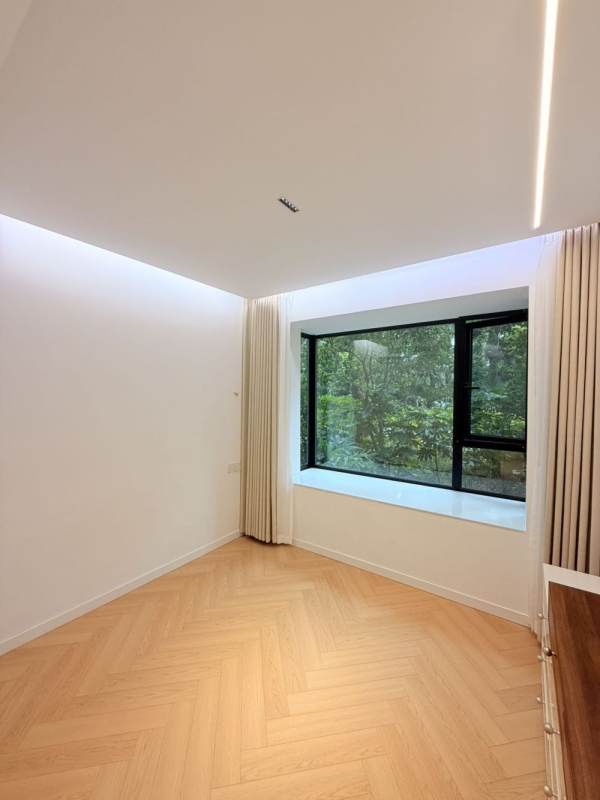 Housing image — Bedroom