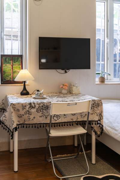 Housing image — Bedroom