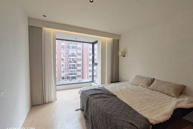 3BR Apartment near Changshou Rd Metro (L7/L13)