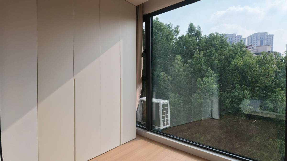 Housing image — Bedroom