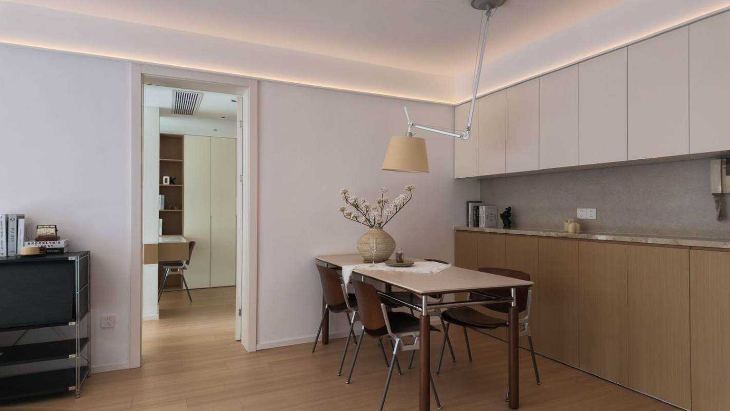 Housing image — Dining Area