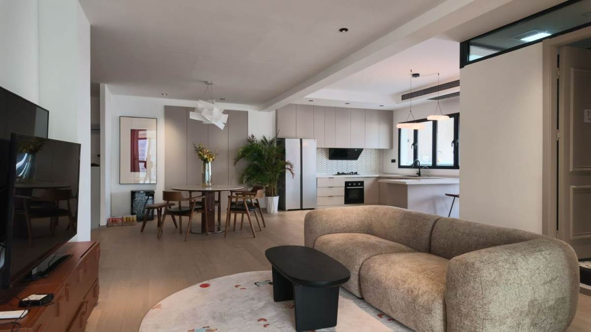 Housing image — Living Room