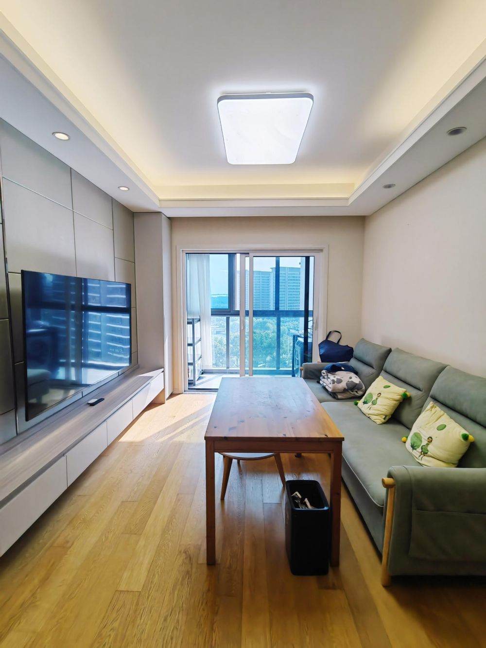 Housing image — Living Room