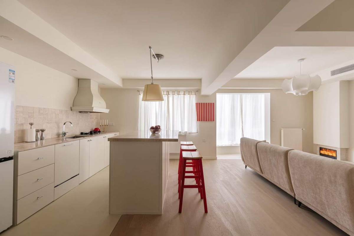 Housing image — Living Room