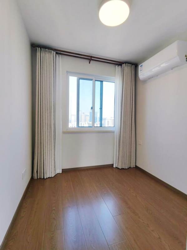 Housing image — Bedroom