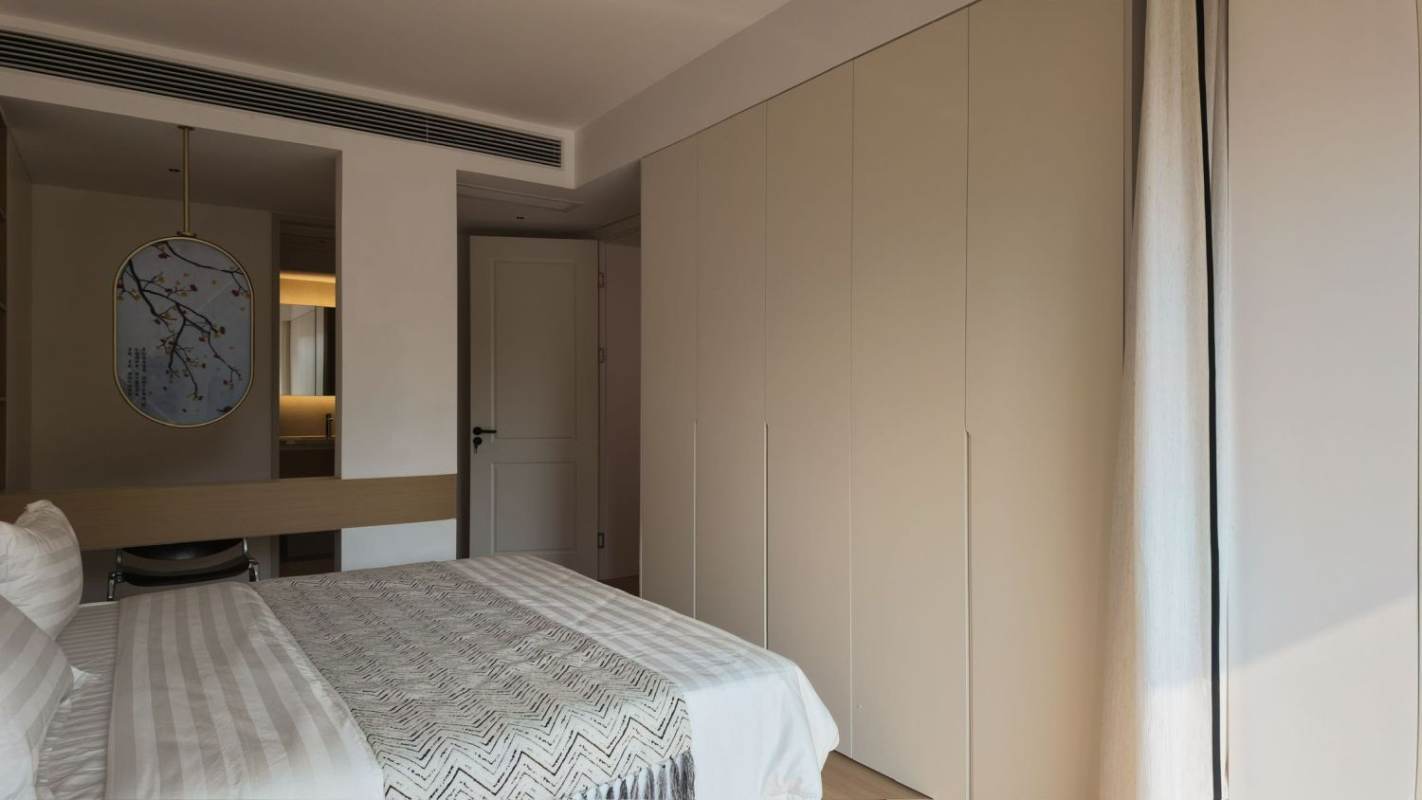 Housing image — Bedroom
