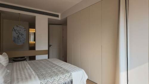 Housing image — Bedroom
