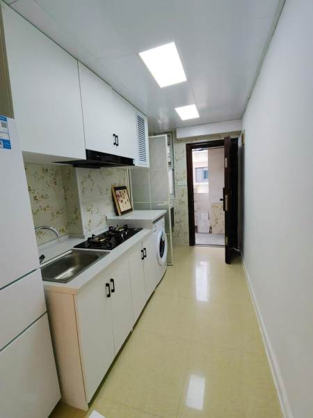 Housing image — Kitchen