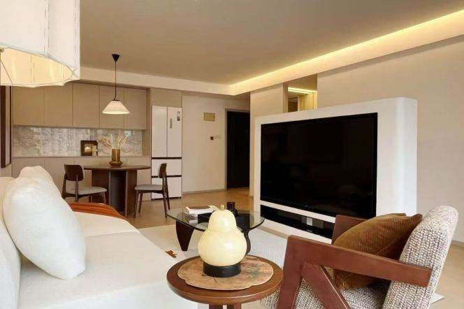 High-Floor 2BR Apartment at Brilliant City (L3/L4)