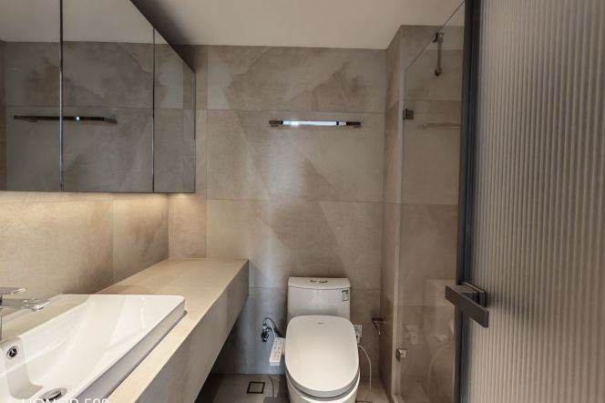 High-Floor 2BR Apartment near Changshou Rd Metro (L7/L13)