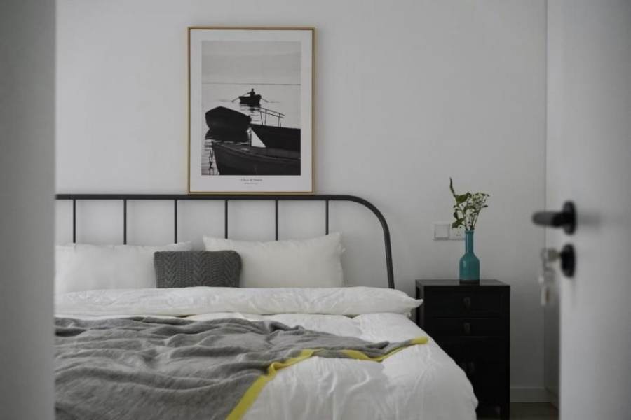 Housing image — Bedroom