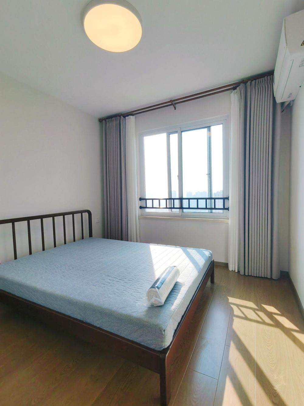 Housing image — Bedroom