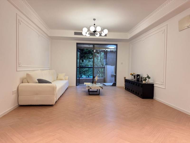 Housing image — Living Room
