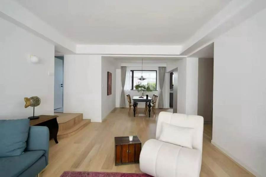 Housing image — Living Room