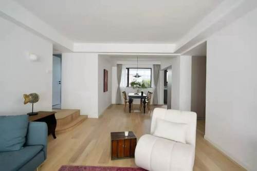 Housing image — Living Room